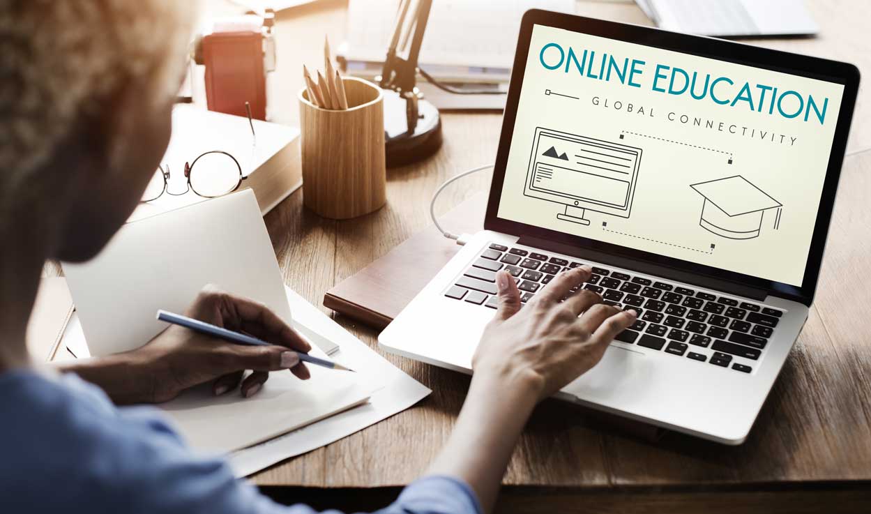 Online Learning Revolutionizing Education